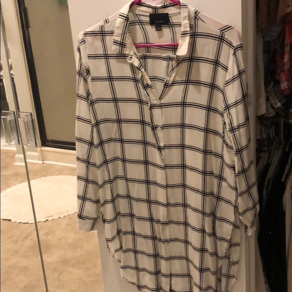 White and black blouse tunic length